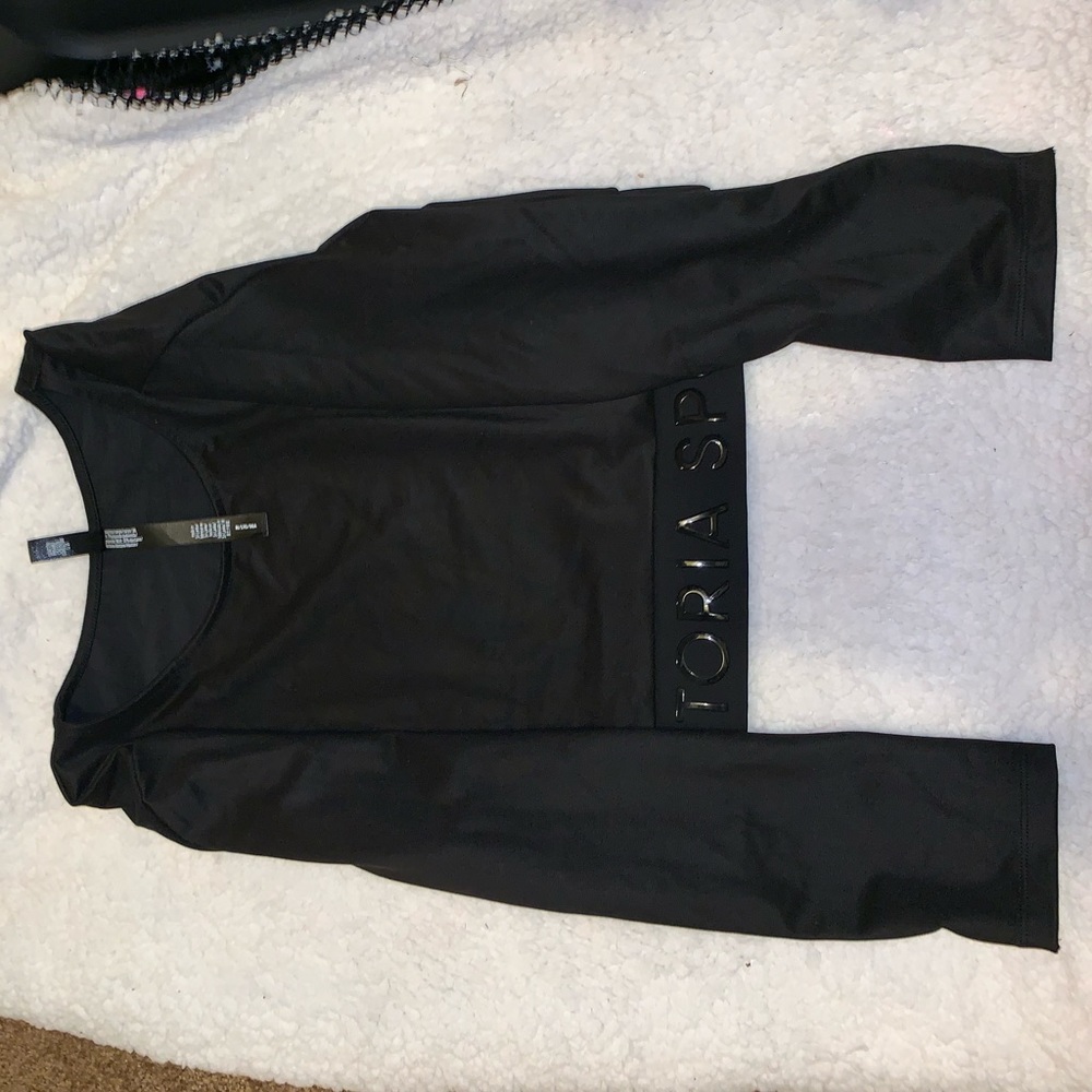 Victoria’s Secret sport crop top